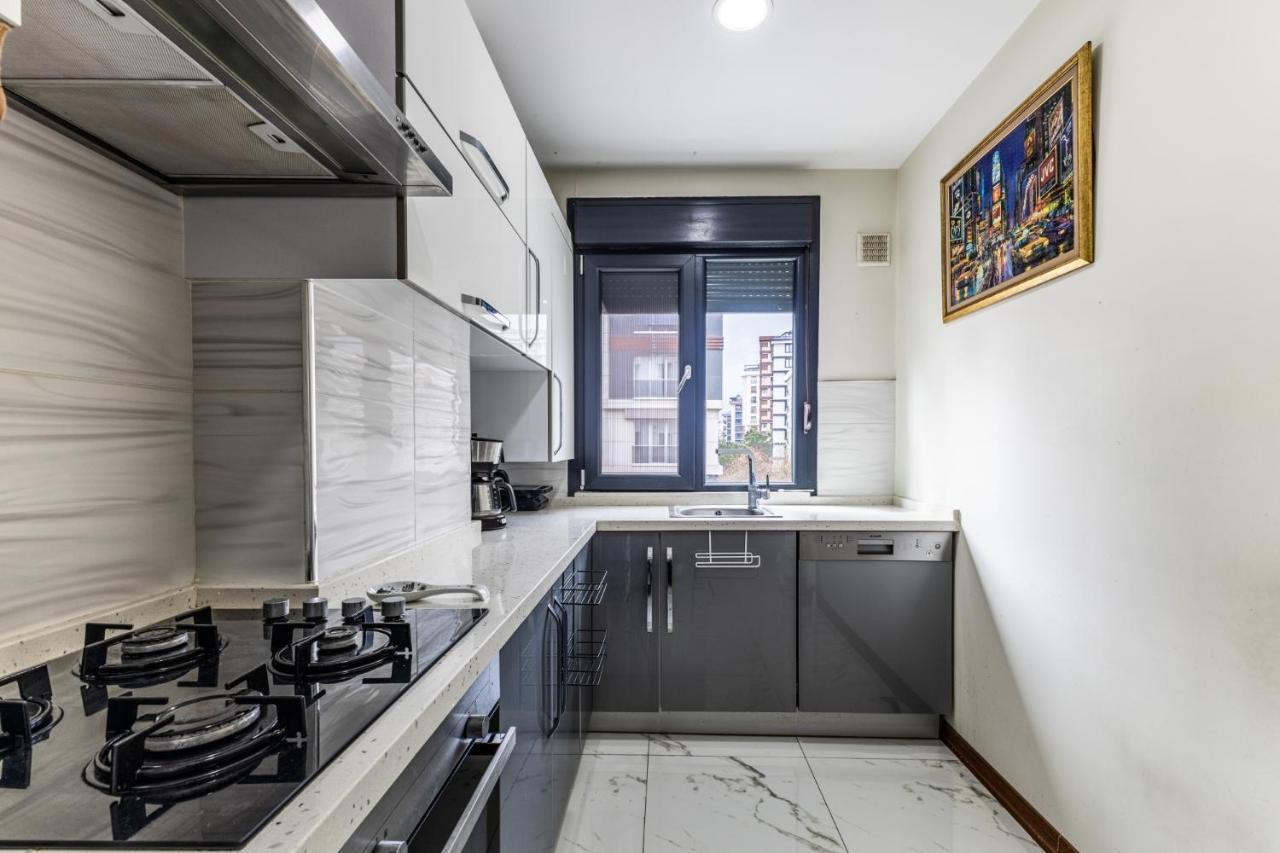 Spacious Flat Near Bagdat Avenue In Suadiye Apartment Istanbul Exterior photo
