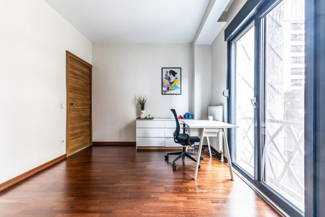 Spacious Flat Near Bagdat Avenue In Suadiye Apartment Istanbul Exterior photo
